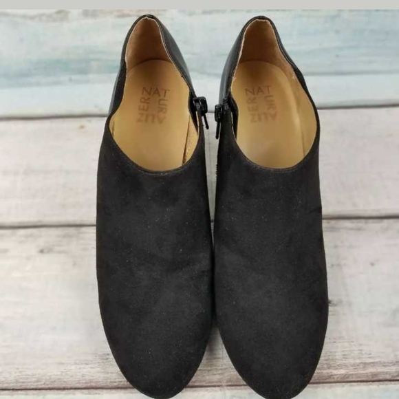 Naturalizer Black Suede Side Zip Heeled Ankle Shoe - Picture 2 of 7